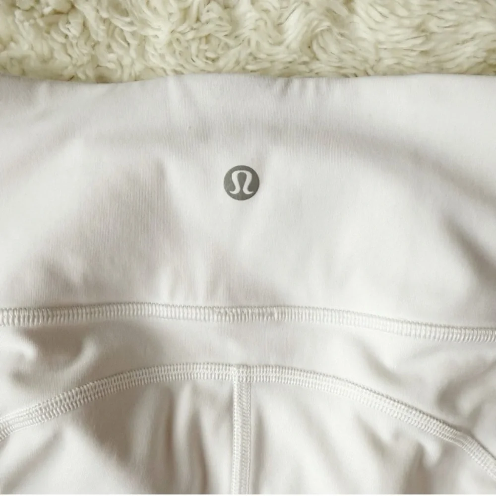 Lululemon Women US6 White High Rise All The Right Places Crop Legging Athleisure - Picture 4 of 9